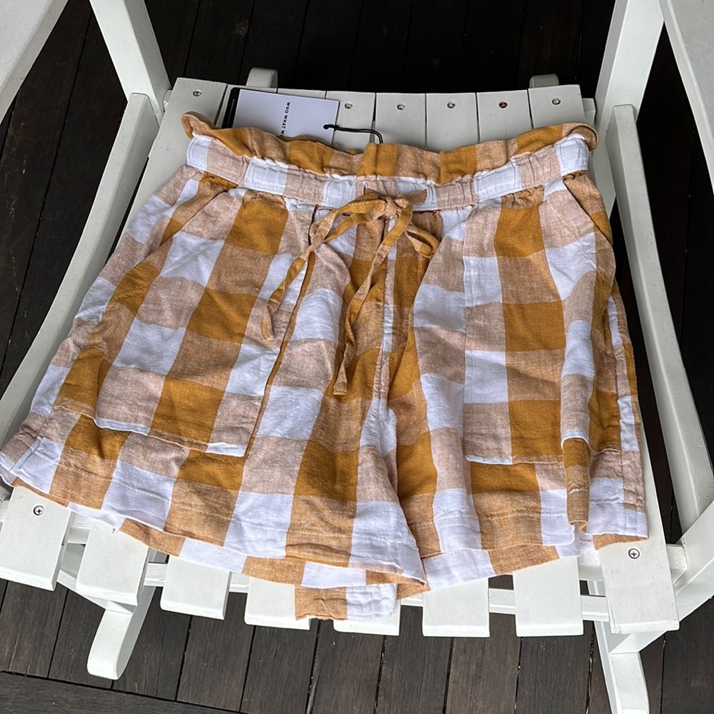 ☀️NWT Who What Wear High Waist Shorts Medium